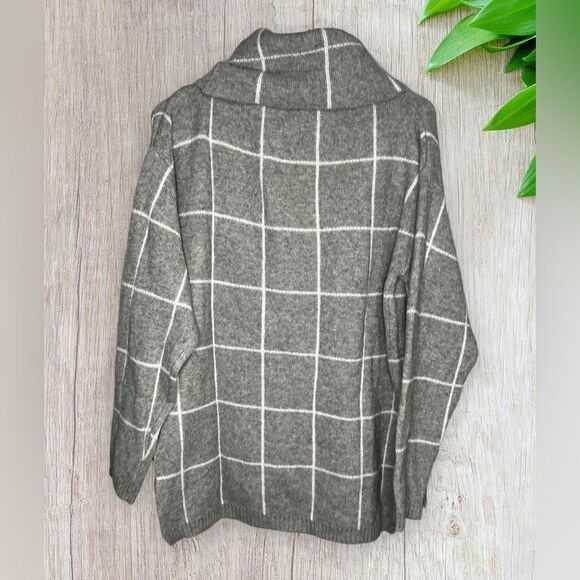 Oversized Chunky Gray Windowpane Cowl Neck Chunky Sweater - Picture 5 of 7